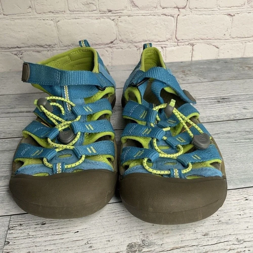Keen Newport Aqua Blue Waterproof Hiking Slip‎ On Sandals Big Kids Size 5 China